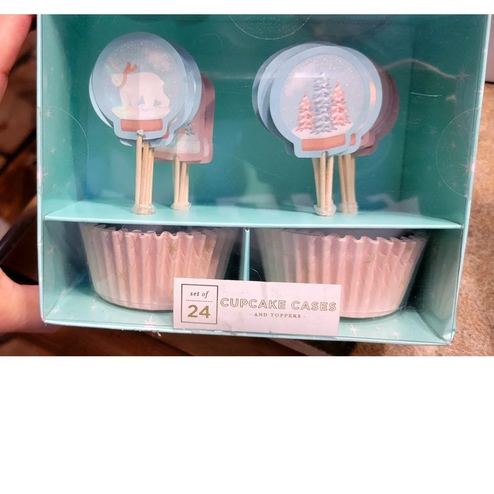 Elum Cupcake Cases and Toppers Set of 24‎ Unicorn Winter Theme Baking Party